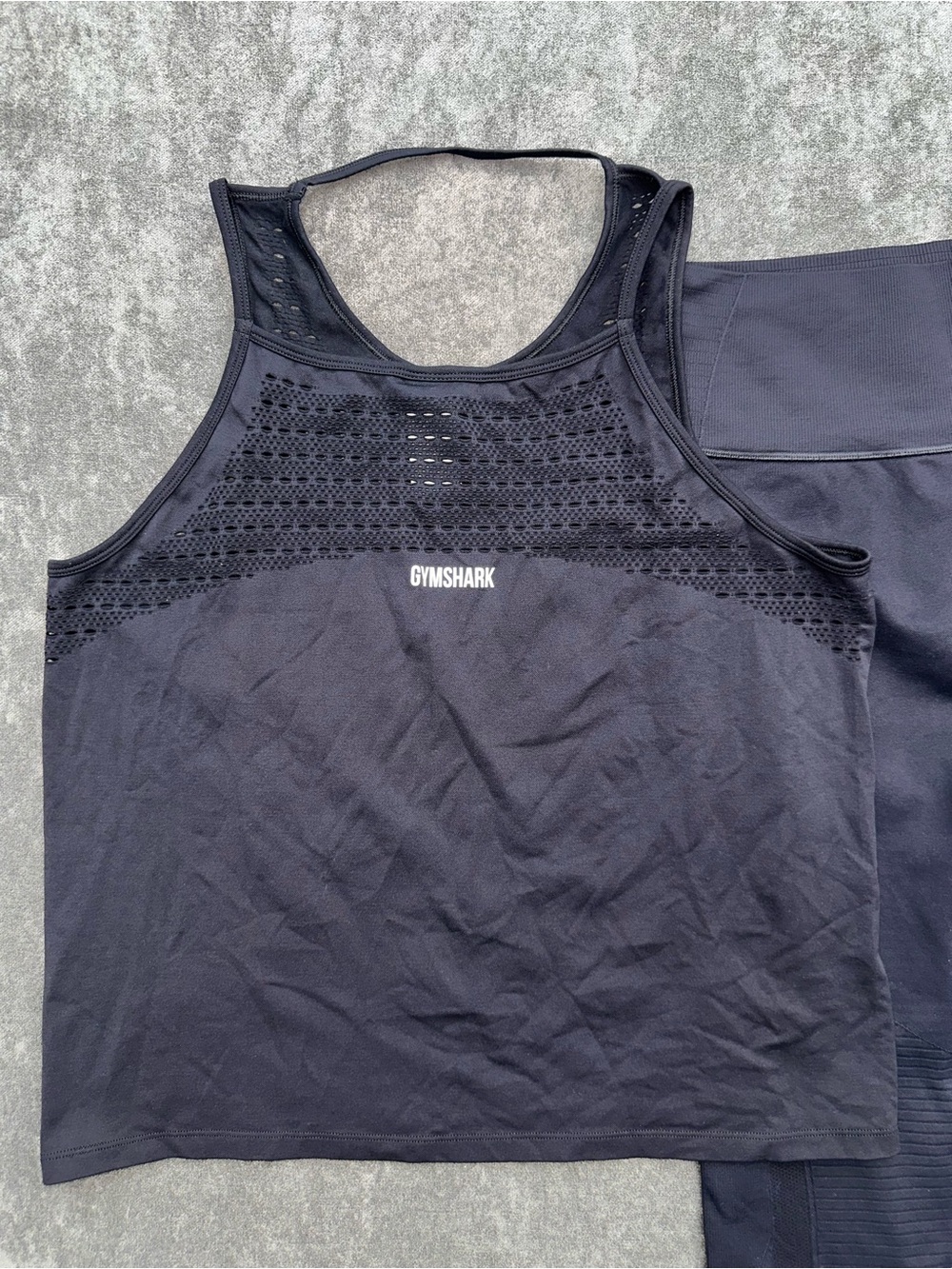 Gymshark Black Seamless Leggings and Cropped Tank Set - Picture 3 of 13